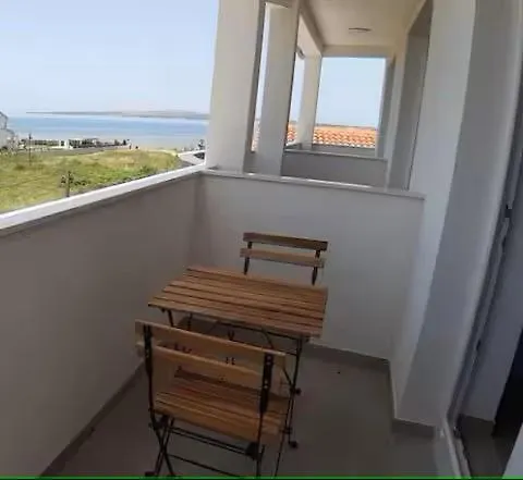 Apartments 4Up Privlaka 0*, プリヴラカ